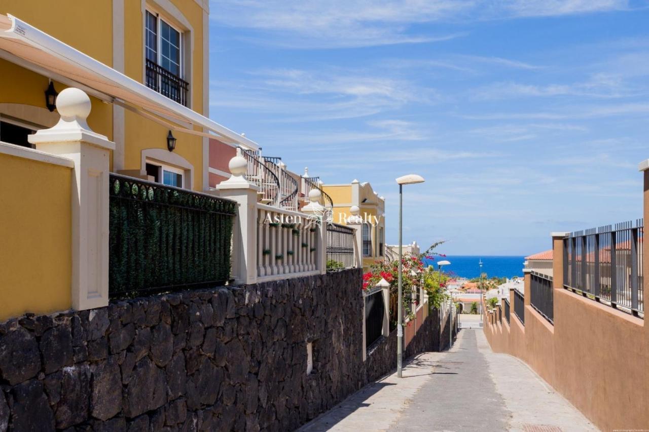 Paraiso Palm Mar Beautiful & Bright Renovated Apartment With Air Conditioning Exteriör bild